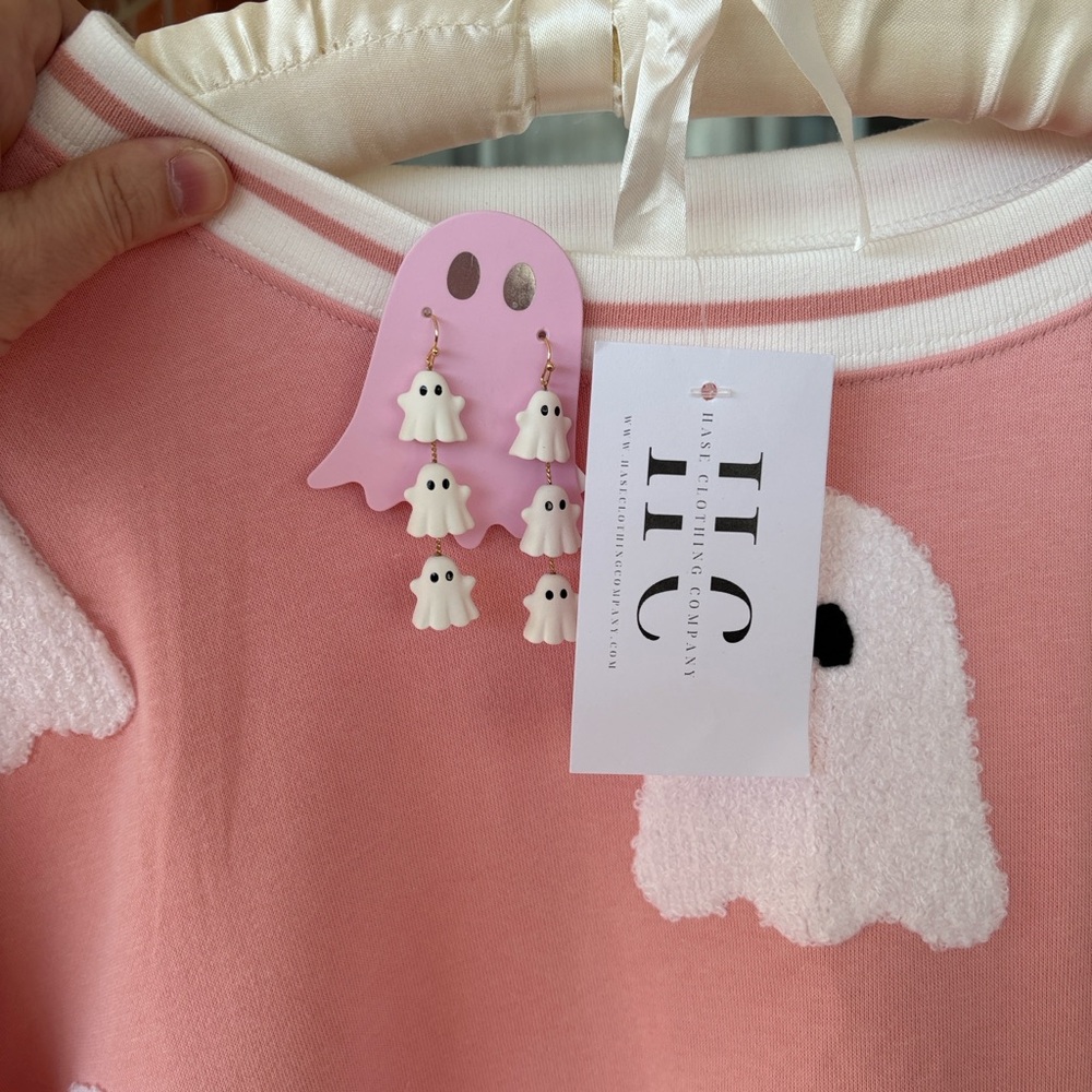 Peach Love California Pink Ghost Sweatshirt XL NWT comes with matching earrings - Picture 4 of 9